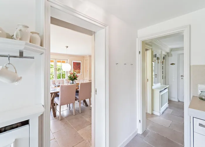 Semesterbostad Avenarius Hues