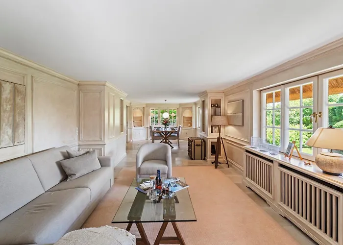 Avenarius Hues Semesterbostad